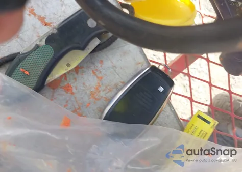 2019 Subaru Ascent Premium z USA, uszkodzony, nr VIN 4S4WMAFD7K3424903